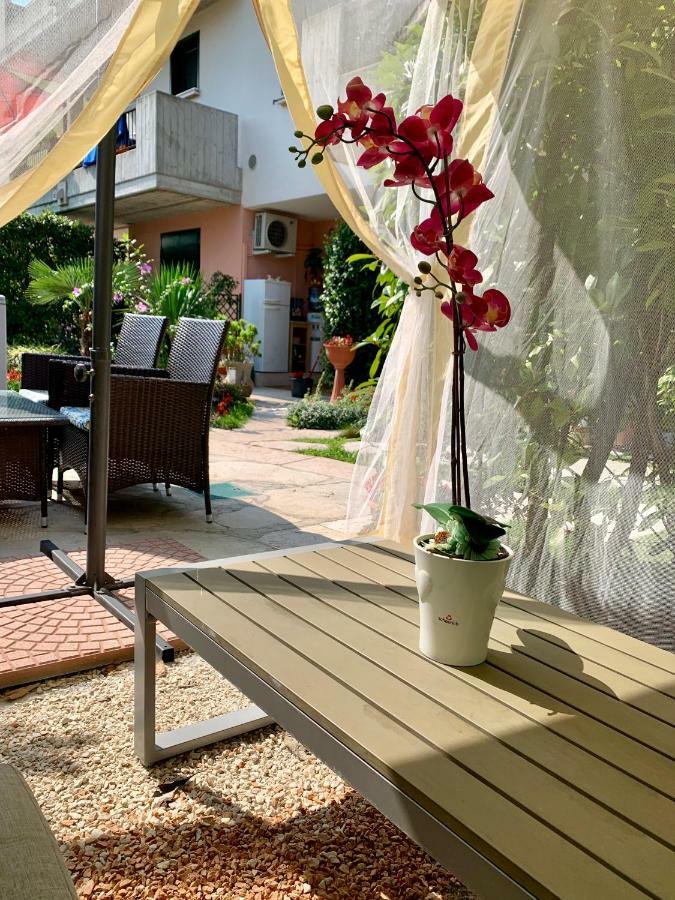 B&B Garda 4U Desenzano del Garda Exterior foto