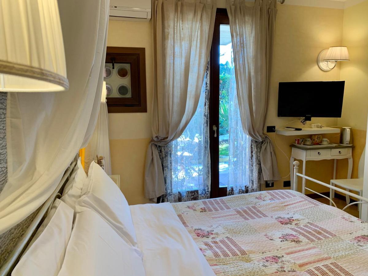 B&B Garda 4U Desenzano del Garda Exterior foto